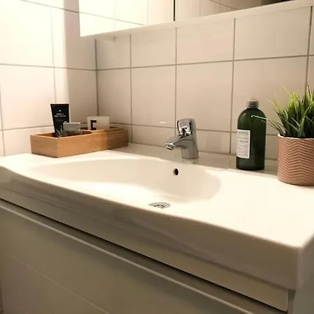 Apartment Pen I